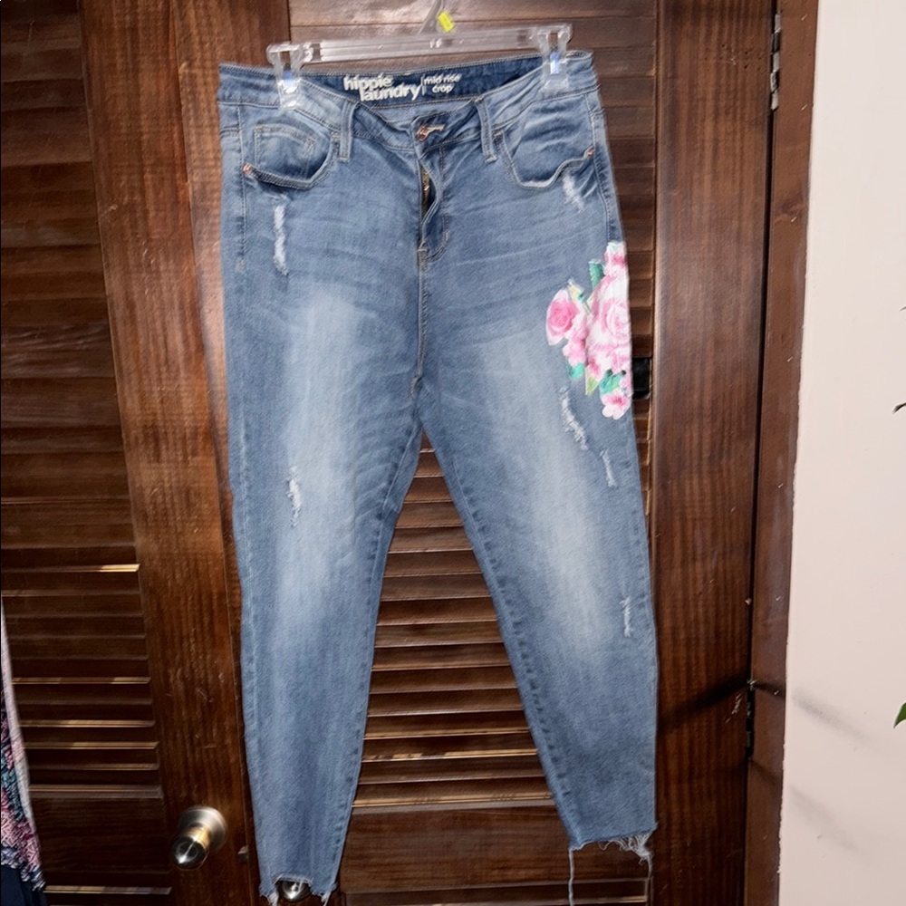 Hippie Laundry Blue mid rise cropped Skinny Jeans with Floral Embroidery NEW